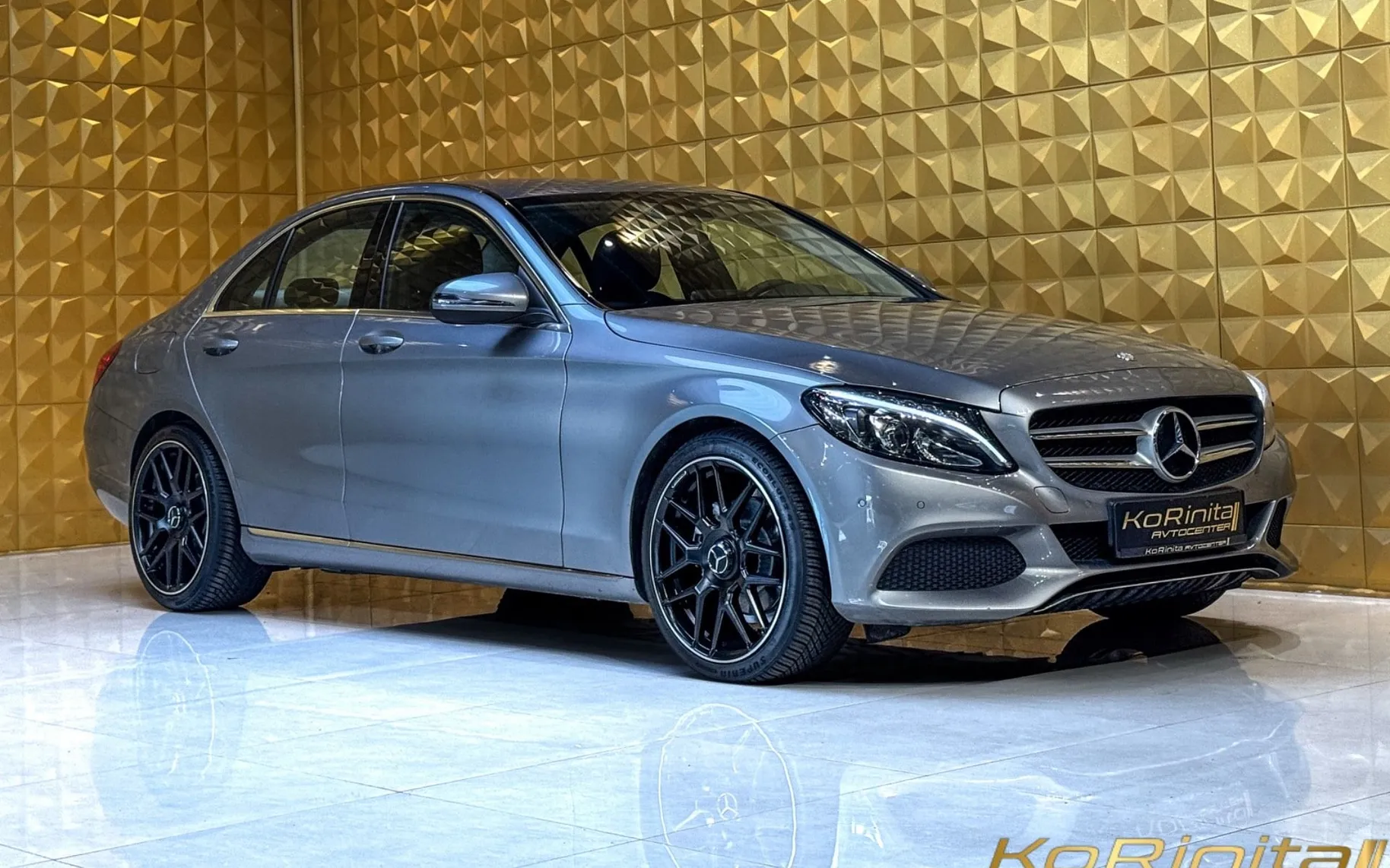 Zunanja slika - Mercedes-Benz C-Razred - C220d-LED-GRETJE-NAVI-PDC - 1