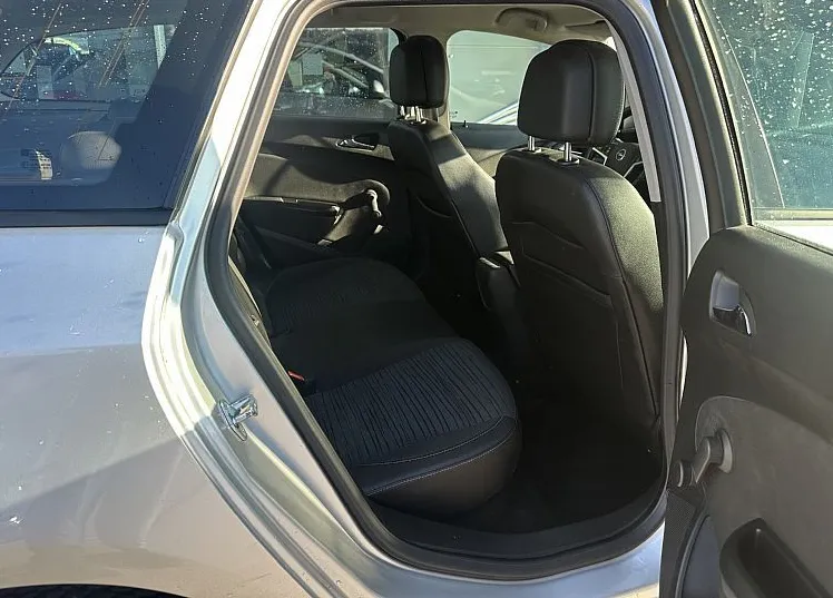 Zunanja slika - Opel Astra - 1.6 CDTI 81KW S S ENJOY ST - 8