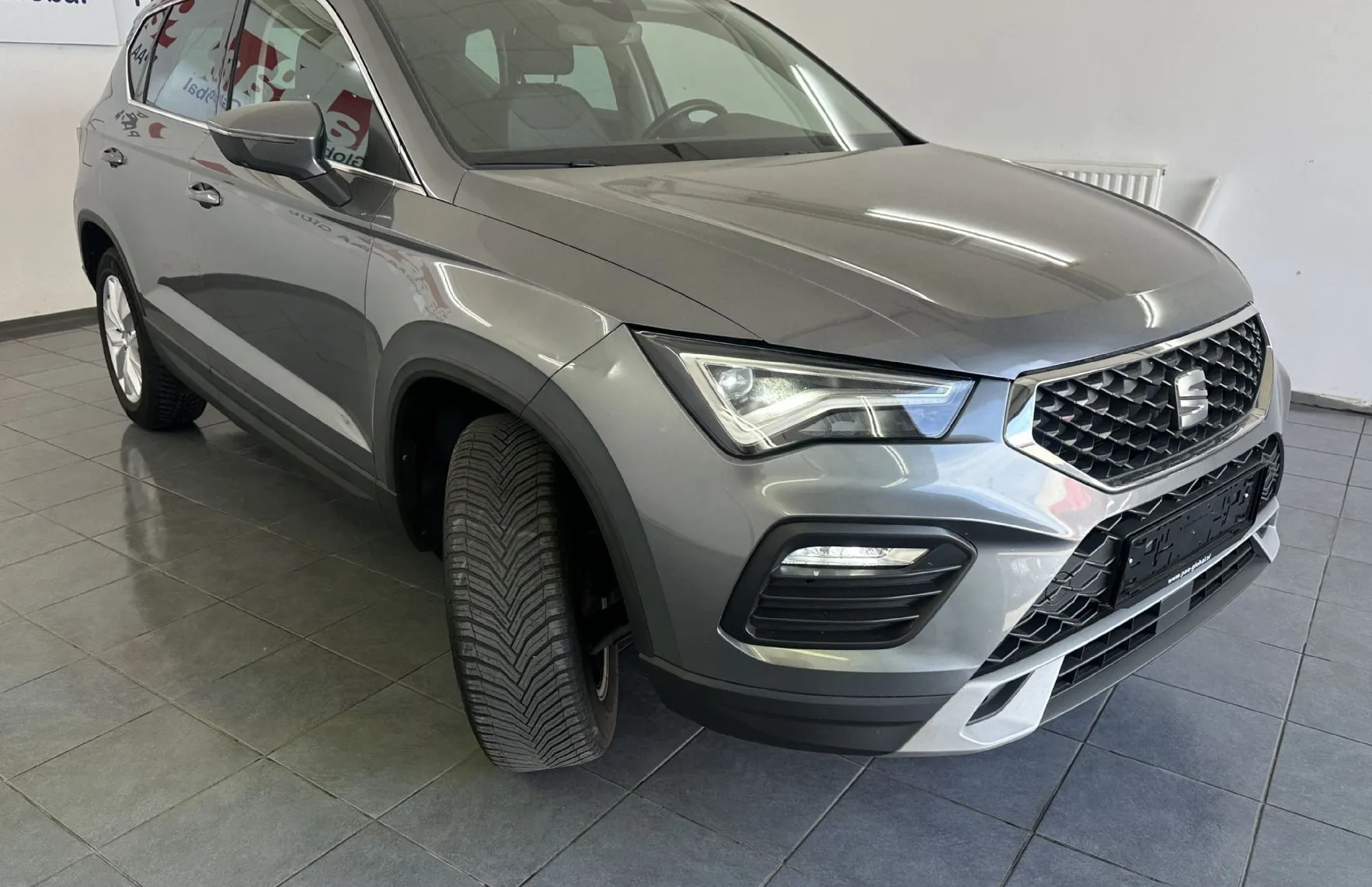 Zunanja slika - Seat Ateca - 1.5 TSI 110 KW STYLE DSG.KAMERA.LED.NAVI.AUTOMATIK - 2