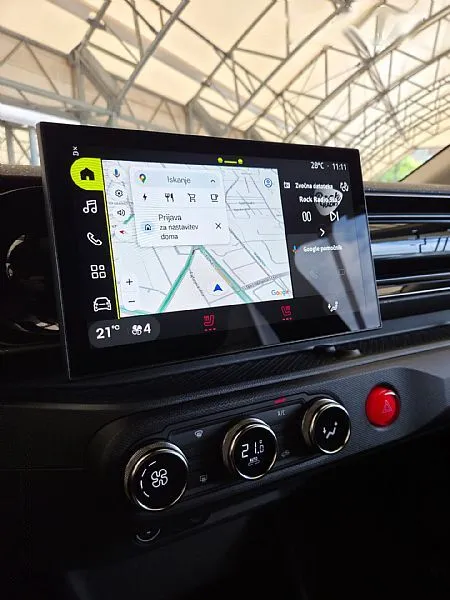 Zunanja slika - Renault Twingo - E-Tech Techno + ogrevani prednji sedeži - 18