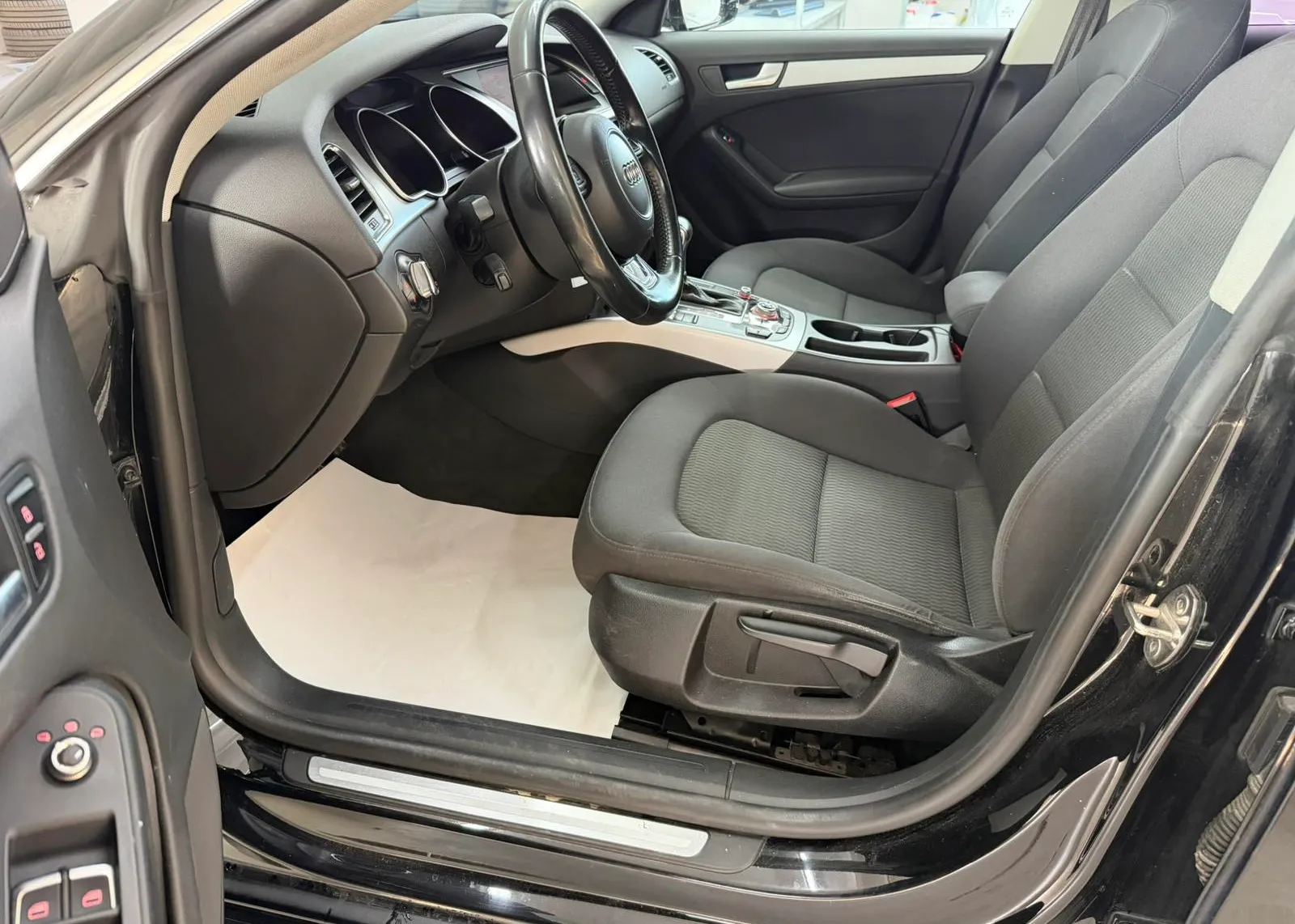Zunanja slika - Audi A5 - quattro 2,0 TDI S-tronic - 8