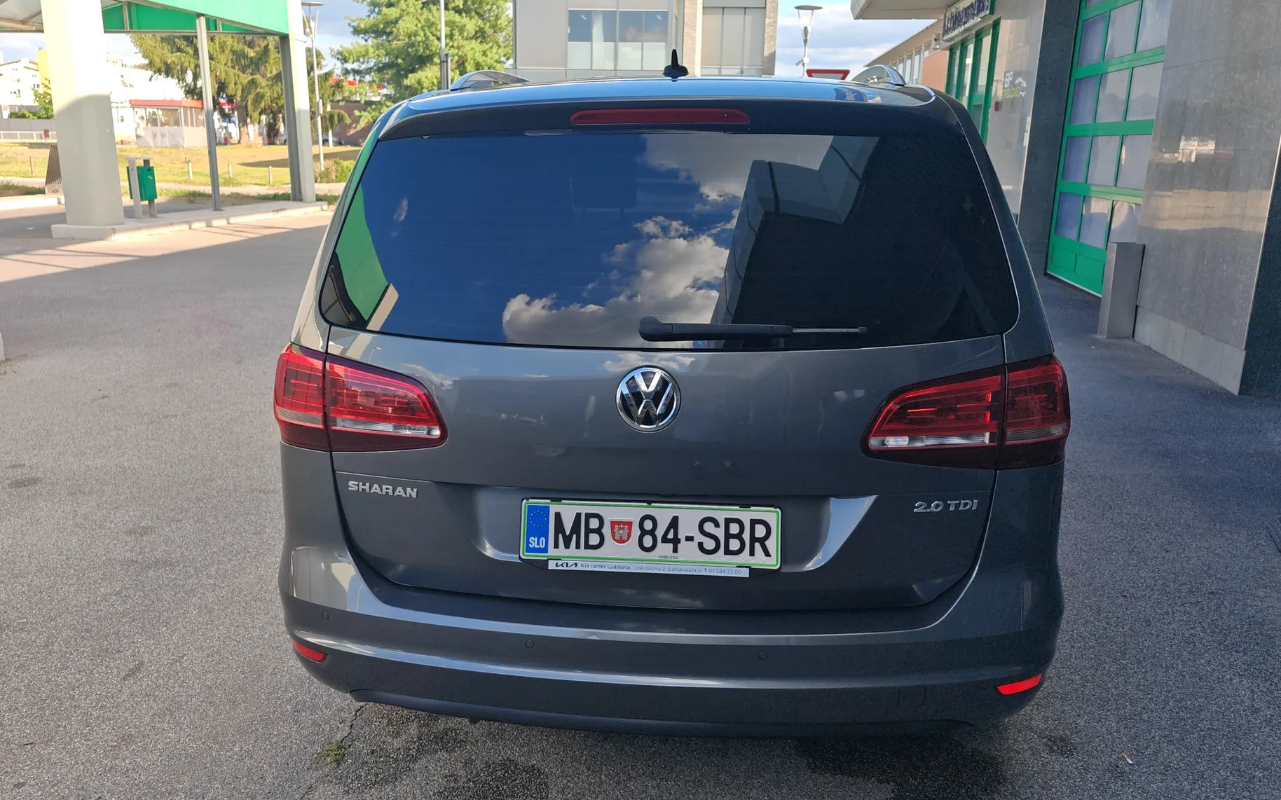Zunanja slika - Volkswagen Sharan - 2,0 TDI BMT SCR Style DSG - 4
