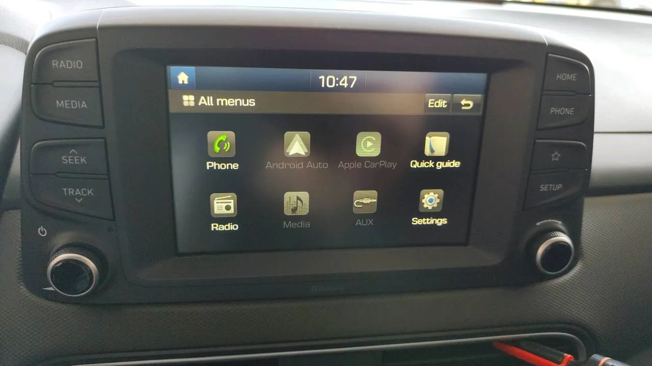 Notranja slika - Hyundai Kona - 1.6 / CRDi - 17