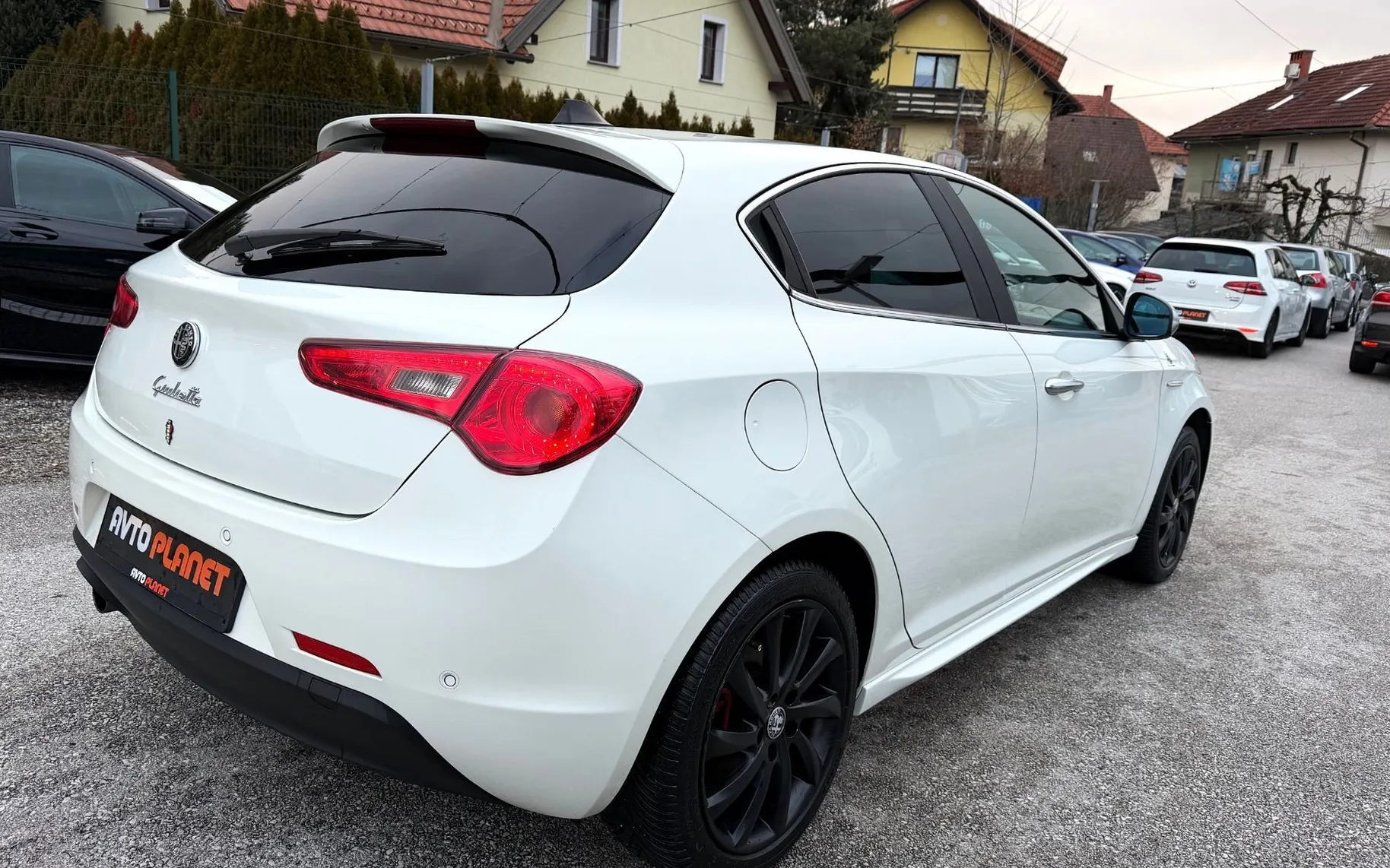 Zunanja slika - Alfa Romeo Giulietta - 1.4 TB 16v Distinctive Sport 3 SLO.VOZILO LED A17 - 5