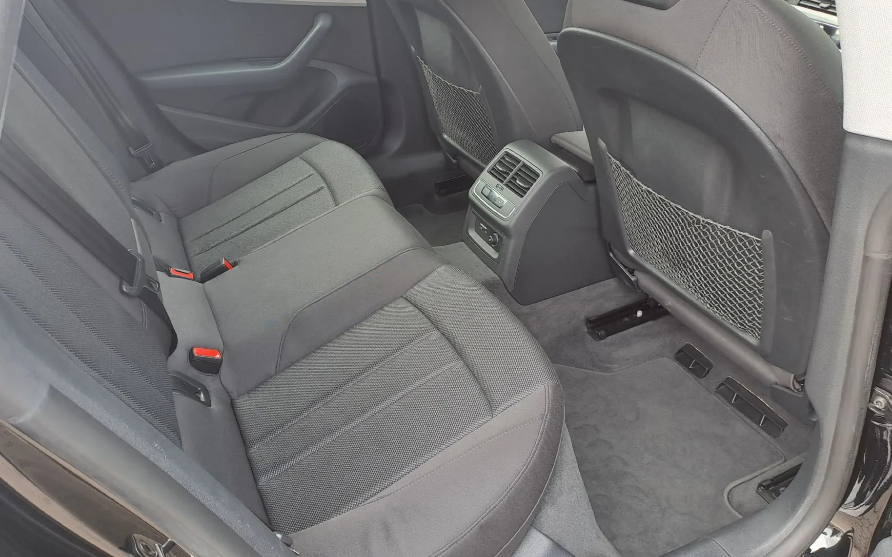 Zunanja slika - Audi A5 - Sportback 35 TDI S tronic   120kW - 6