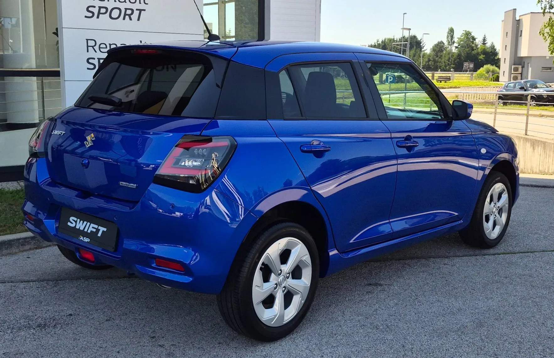 Zunanja slika - Suzuki Swift - 1.2 Dualjet AllGrip Hibrid Premium - 5