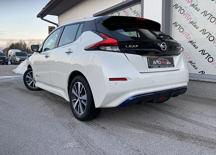 Zunanja slika - Nissan Leaf - Acenta 40kW LED NAVI KAMERA 360 PDC KEYLESS... - 2