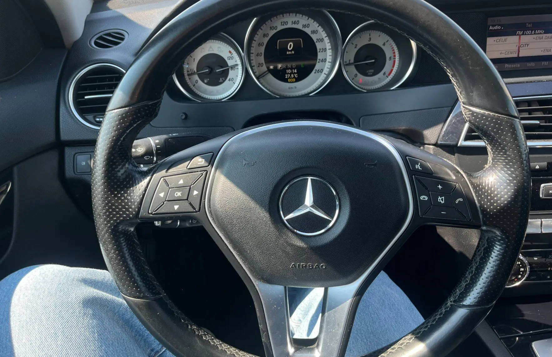 Zunanja slika - Mercedes-Benz C-Razred - C Coupe 220 CDI BlueEFFICIENCY 2X PDC. TEMPO. - 12