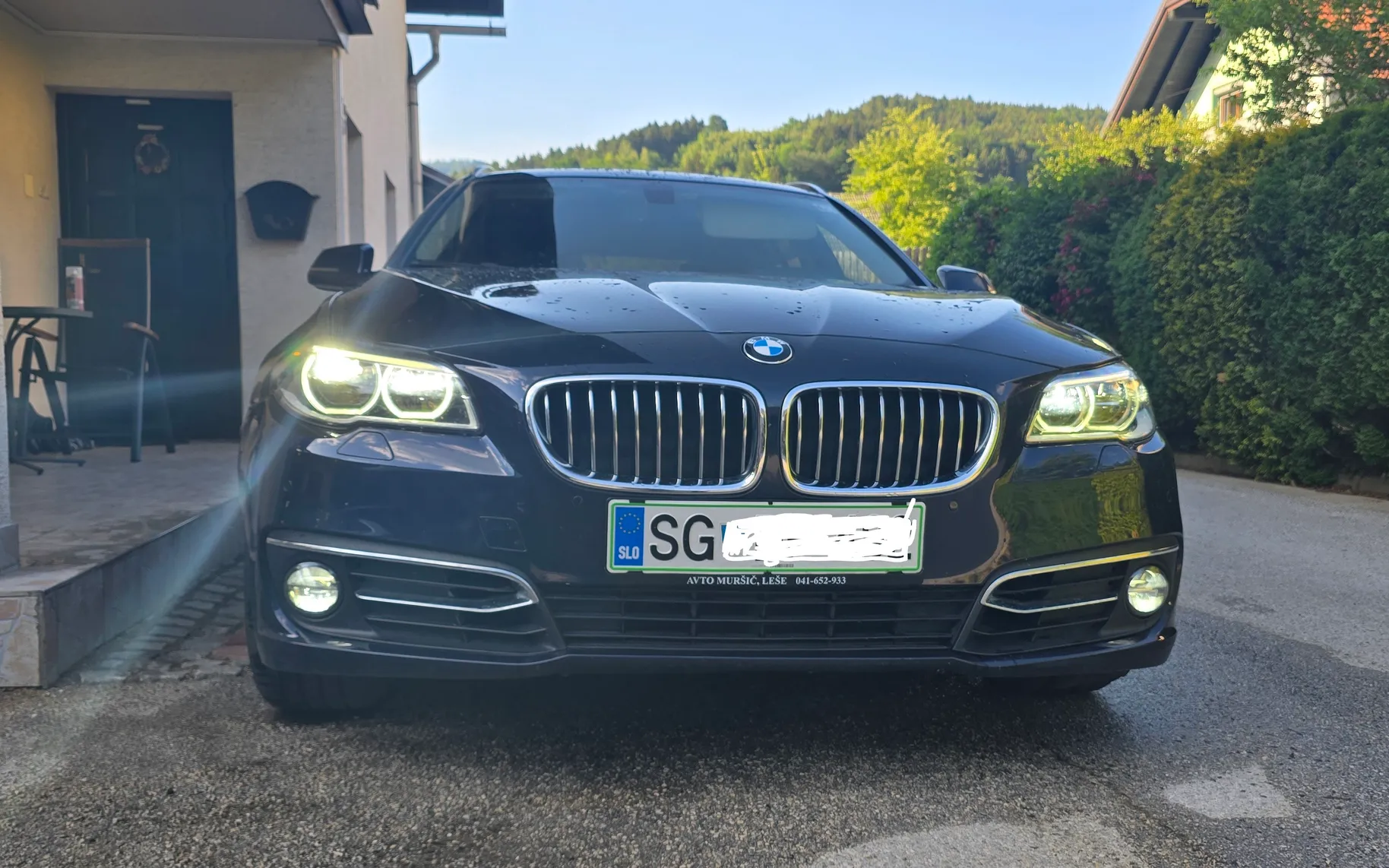 Zunanja slika - BMW Serija 5 - 530 d LUXURY - 1