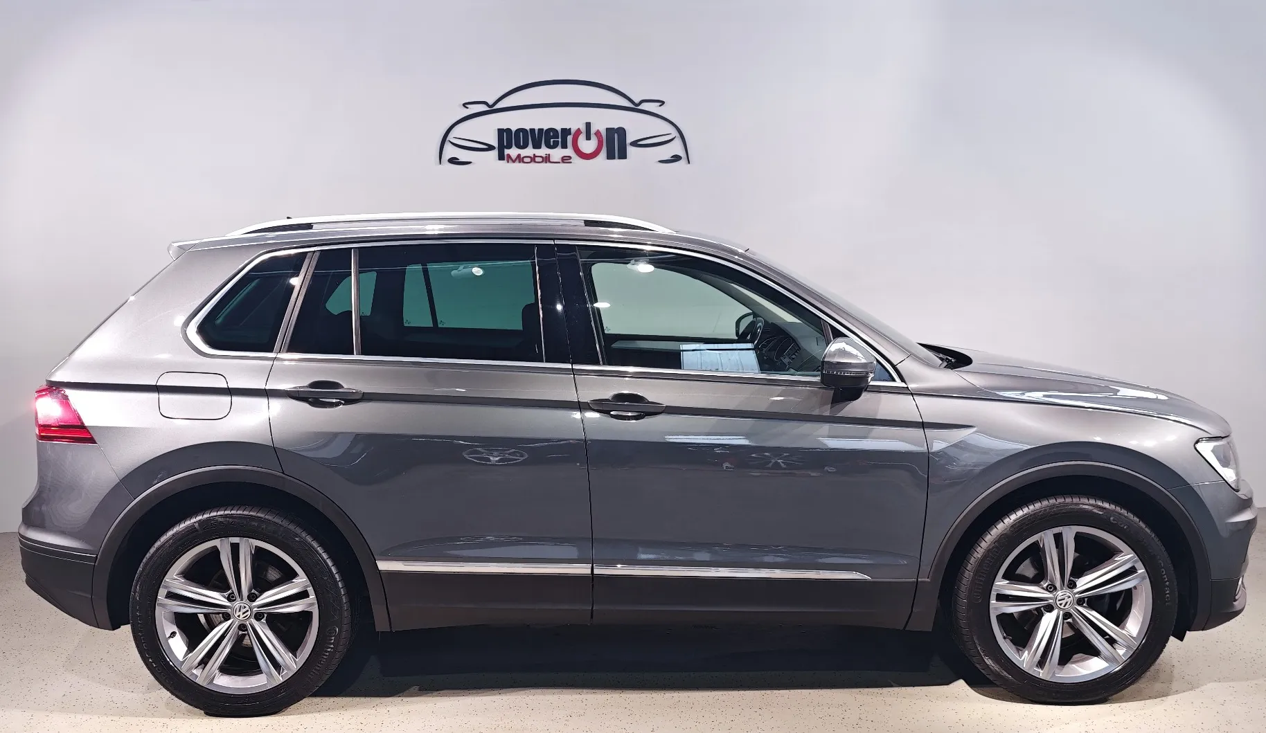 Zunanja slika - VW Tiguan - 2.0 TDI SCR BMT Comfort Edition 110kW DSG NAVI ACC - 5