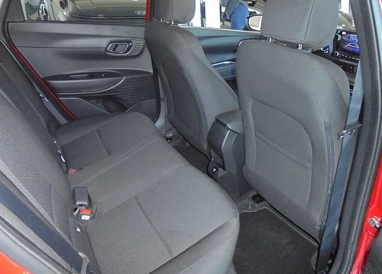 Zunanja slika - Hyundai i20 - 1.0 T-GDI 90 DCT STYLE°°BLACK PACK°°RADAR - 12