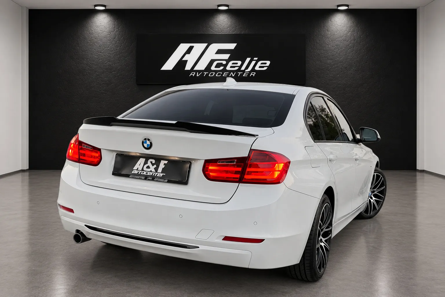 Zunanja slika - BMW serija 3: - 316d-SPORT-BI XENON-NAVI-LIZING ZA TUJCE- - 5