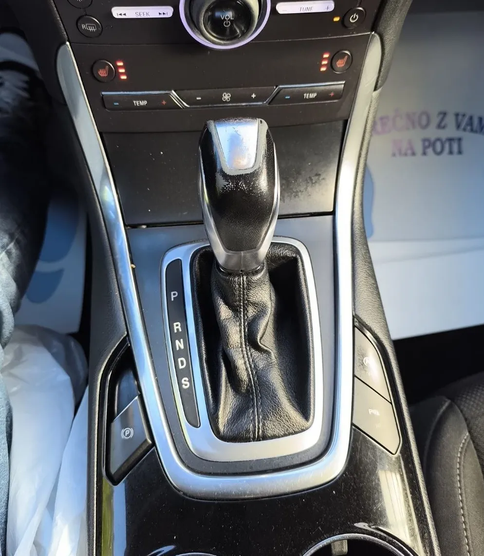 Zunanja slika - Ford S-MAX - TITANIUM 2.0 TDCi 150PS A6-2.LAST-KAM-PDC-DAB - 17