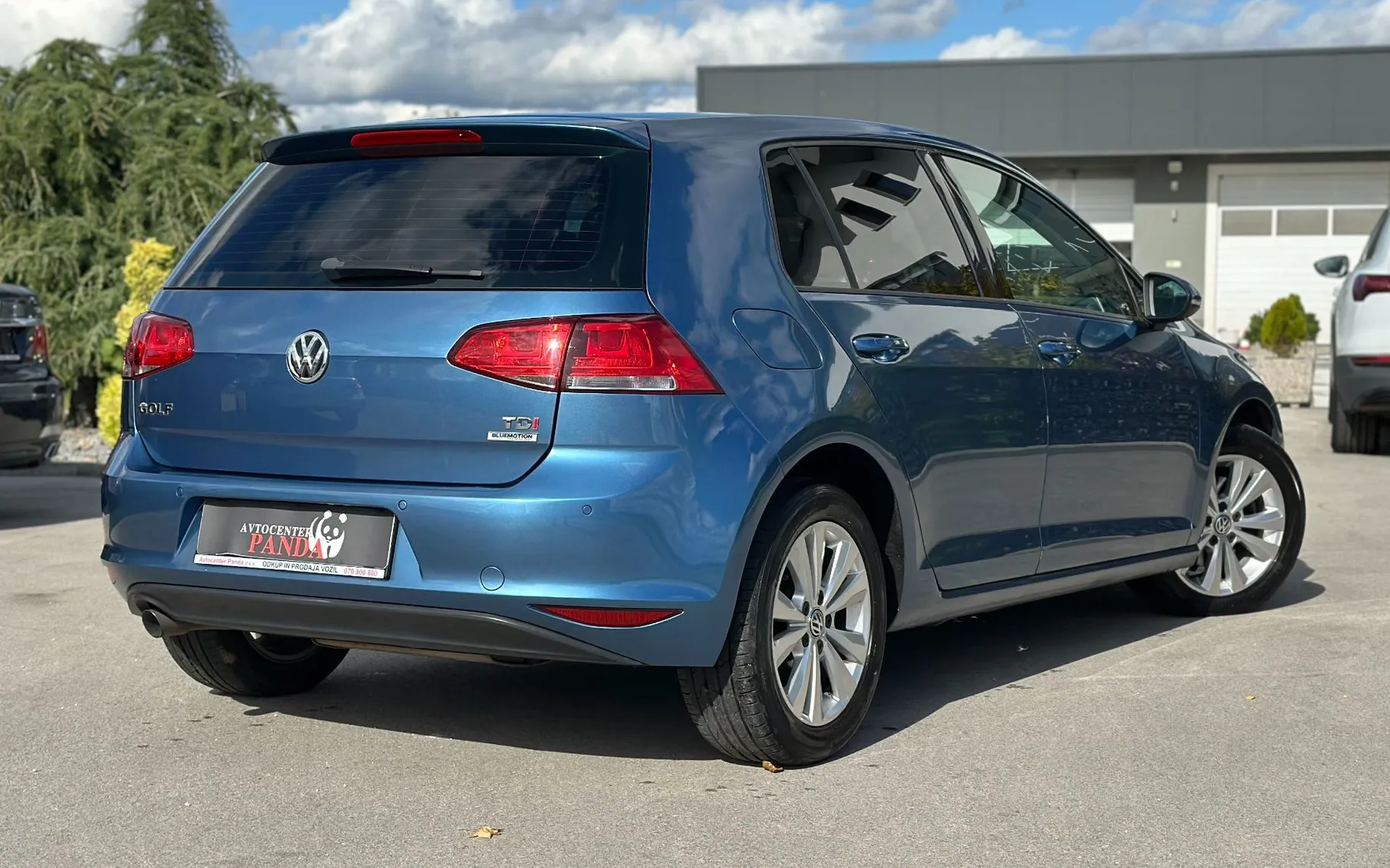 Zunanja slika - Volkswagen Golf - 1,6 TDI Comfortline - 4