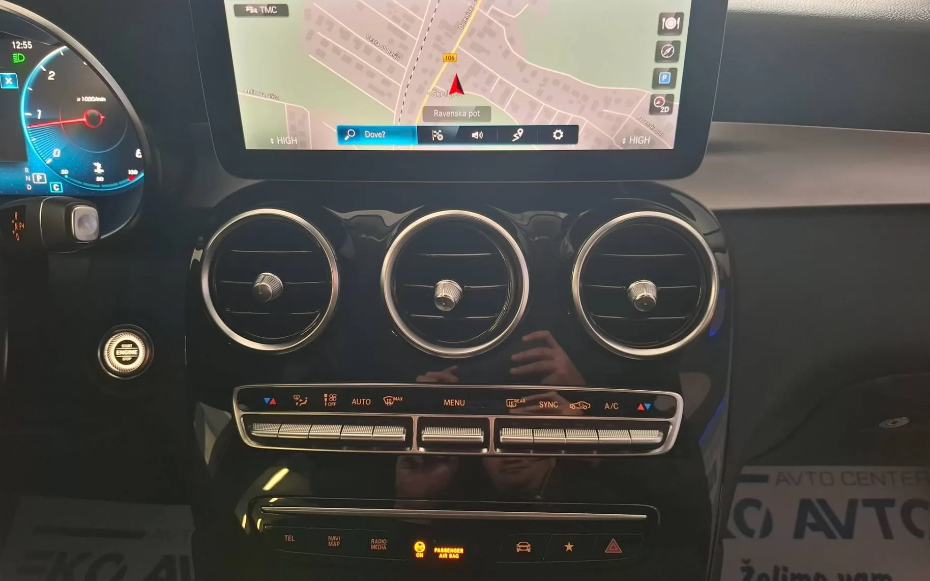Notranja slika - Mercedes-Benz GLC-Razred - GLC 220d 4MATIC Avt. VIRTUAL-VELIKA NAVI-KAMERA-AC - 11