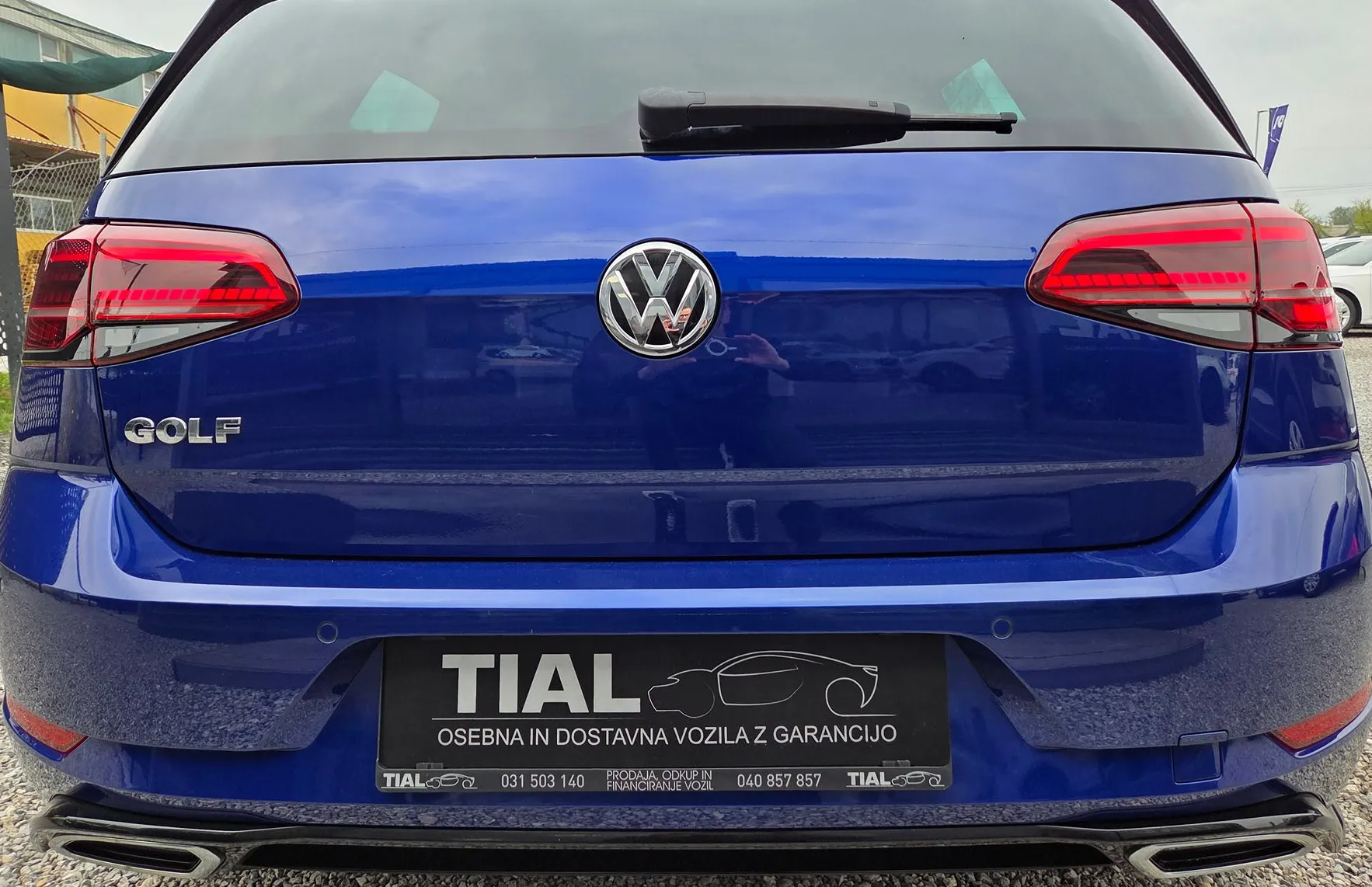 Zunanja slika - VW Golf - 1.5TSI R-Line-SLO-140.000KM-LED-ALU19-2XPDC-ACC... - 6