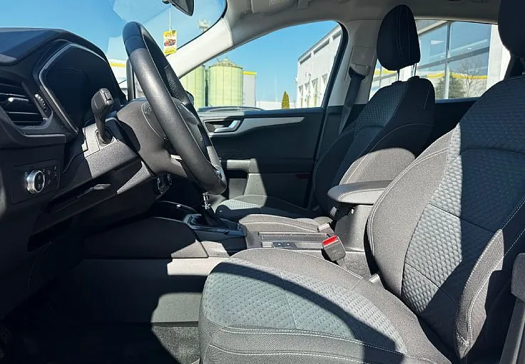 Zunanja slika - Ford Kuga - Trend 1.5 Trend-NAVI-GRETJE 1 LASTNIK - 7