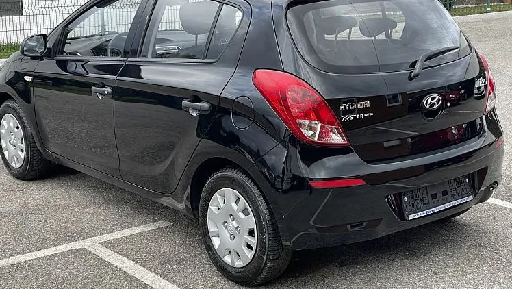 Zunanja slika - Hyundai i20 - 1.2 CVVT LIFE °POTRJENA SERV. KNJIGA° - 4