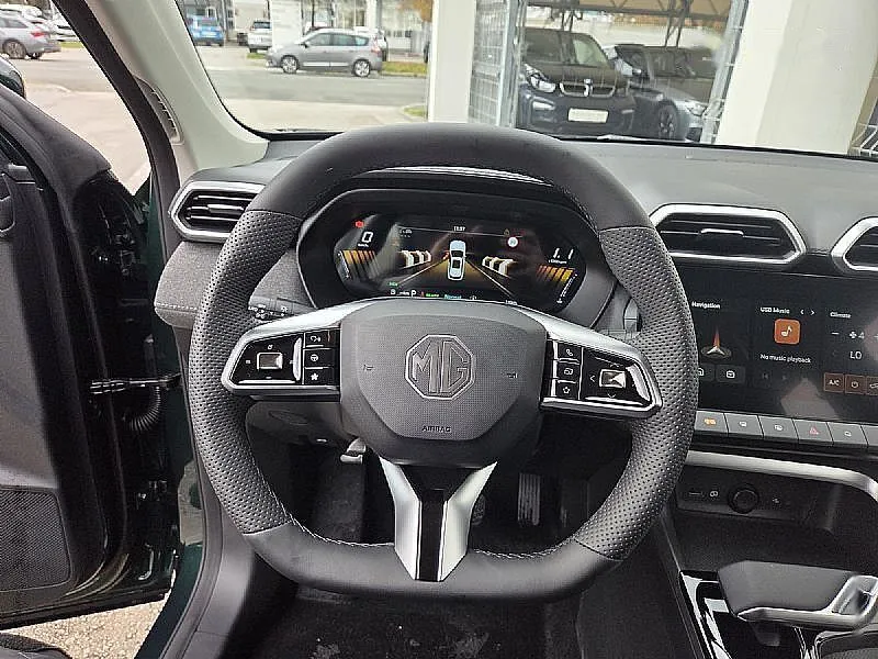 Zunanja slika - MG MG ZS - Comfort 1.5L Hybrid + ZIMSKE PNEVMATIKE - 10