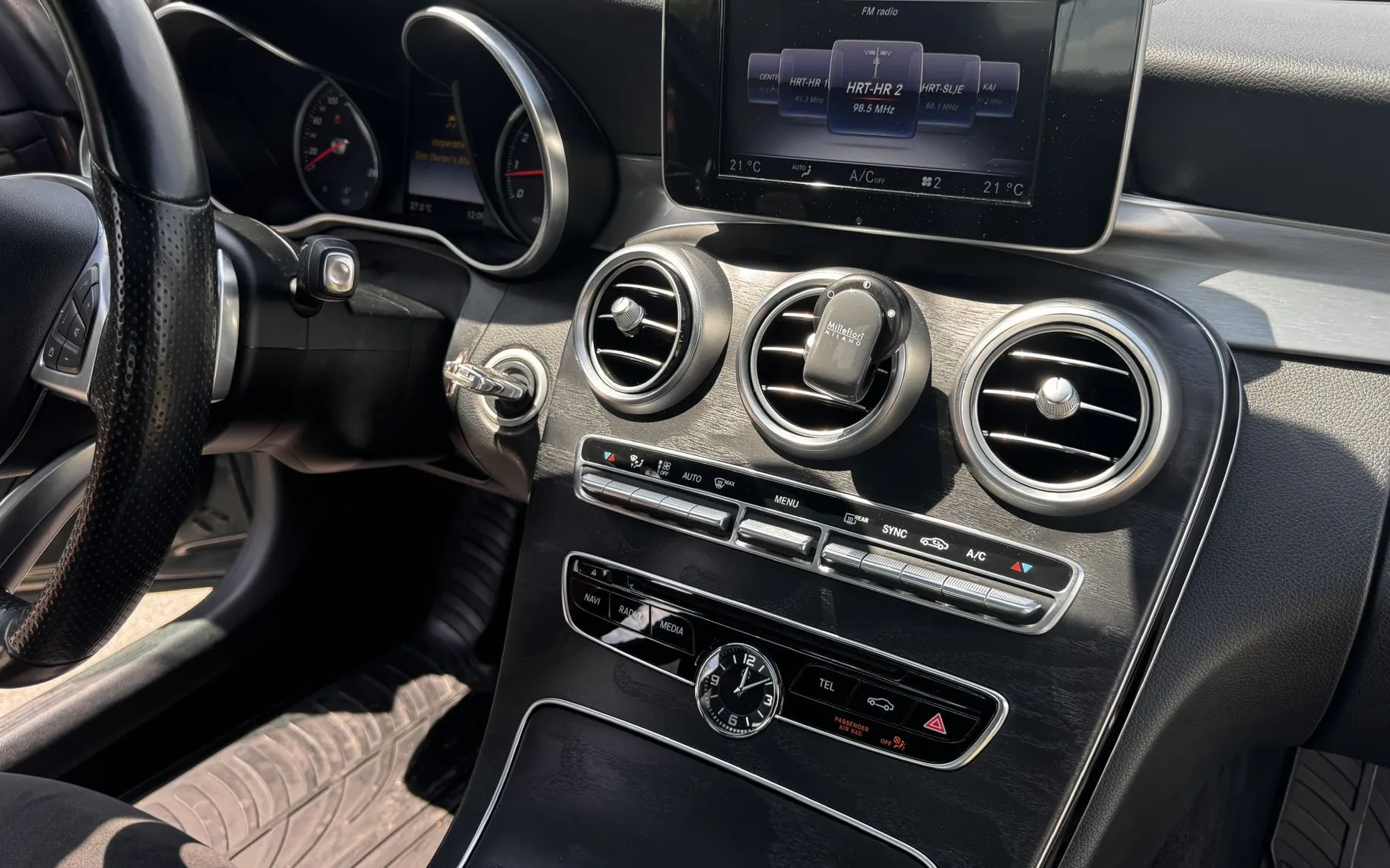Zunanja slika - Mercedes-Benz C-Razred - C 200 AMG Line Z ENOLETNIM JAMSTVOM - 8