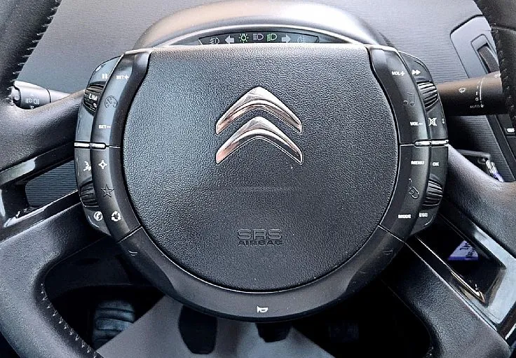 Zunanja slika - Citroën C4 Grand Picasso - 1.6 HDi 111ks °7-SEDEŽEV° °REDNO VZDRŽEVAN° - 10
