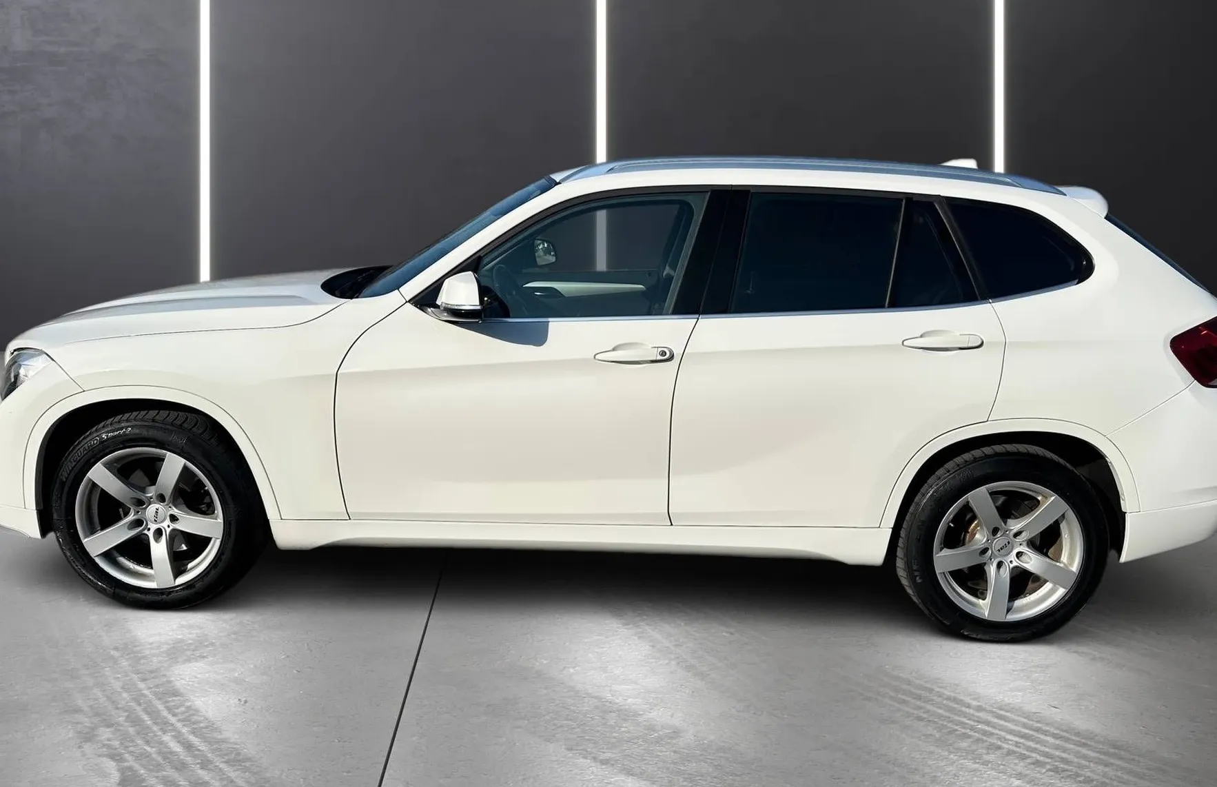 Zunanja slika - BMW X1 - serija : sDrive 2.0d TEMP PDC GR.SEDEŽEV MOŽNOST BREZ POLOG - 4