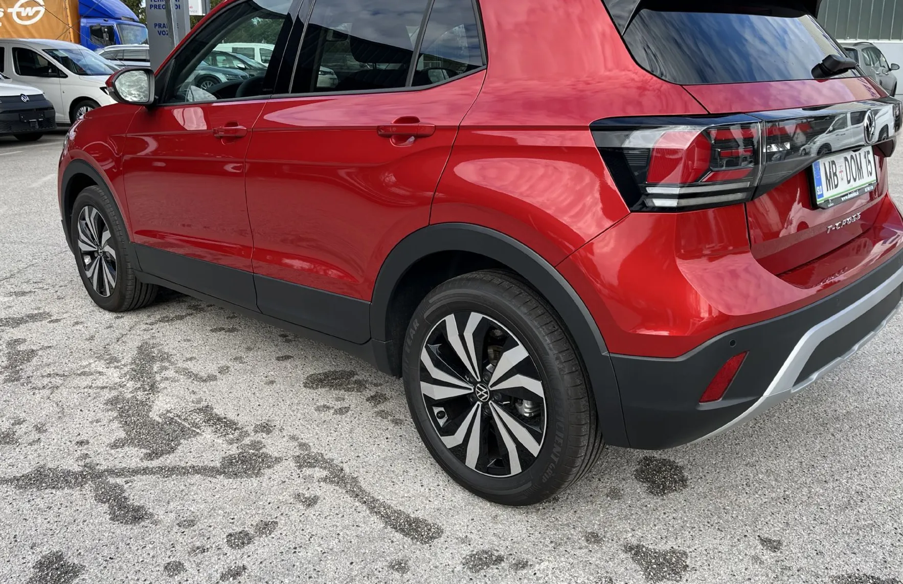 Zunanja slika - Volkswagen T-Cross - 1.0 TSI 4ALL 85  115 - 4