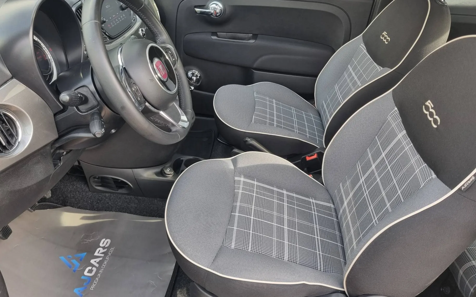 Zunanja slika - Fiat 500 - 1.2 Lounge-Panorama-2xLED-PDC-Tempmat-Touchscreen - 9