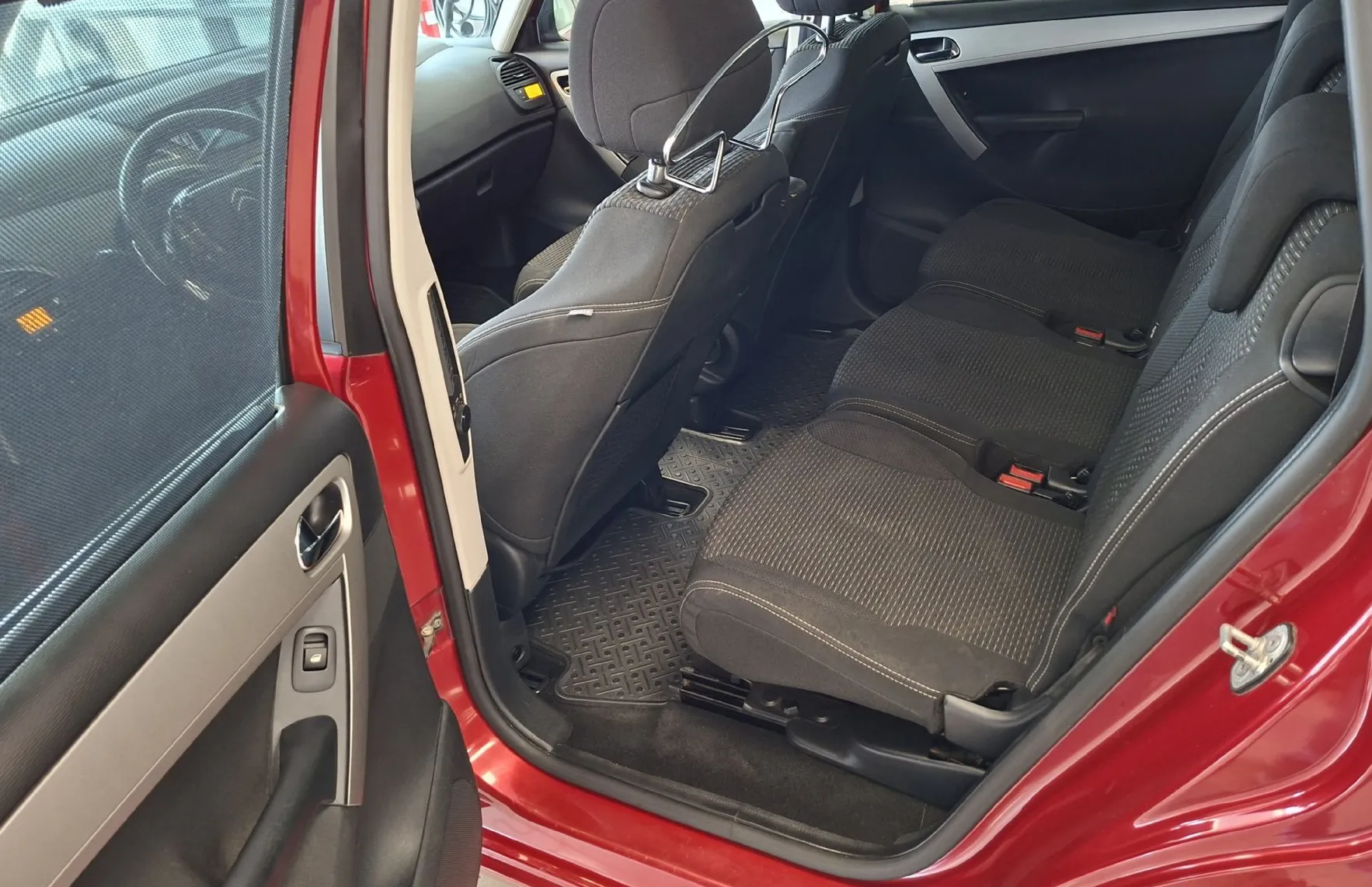 Zunanja slika - Citroën C4 Grand Picasso - Exclusive HDi 110 7 sedežev-LED-NAVI-PDC- - 14