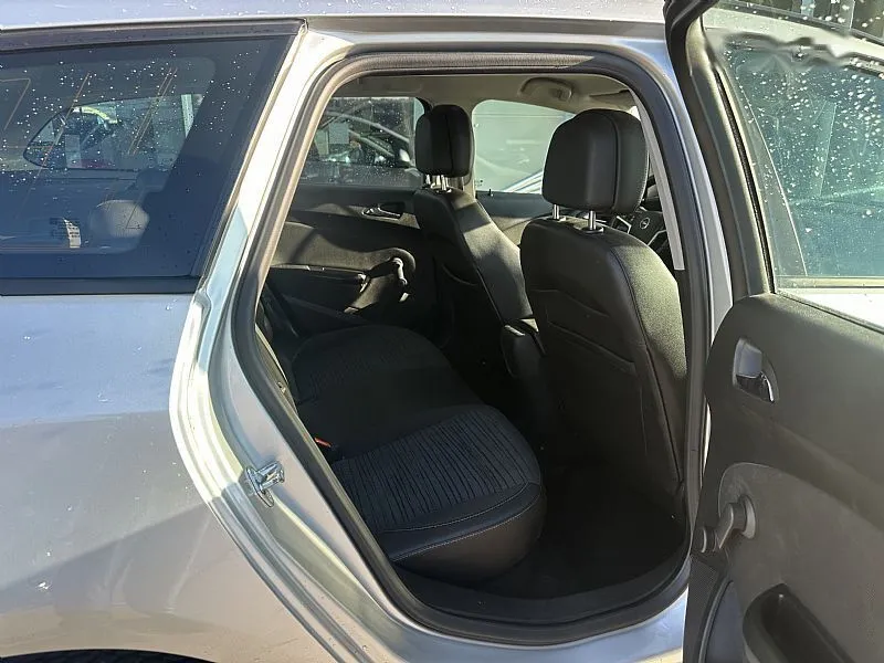 Zunanja slika - Opel Astra - 1.6 CDTI 81KW S S ENJOY ST - 8