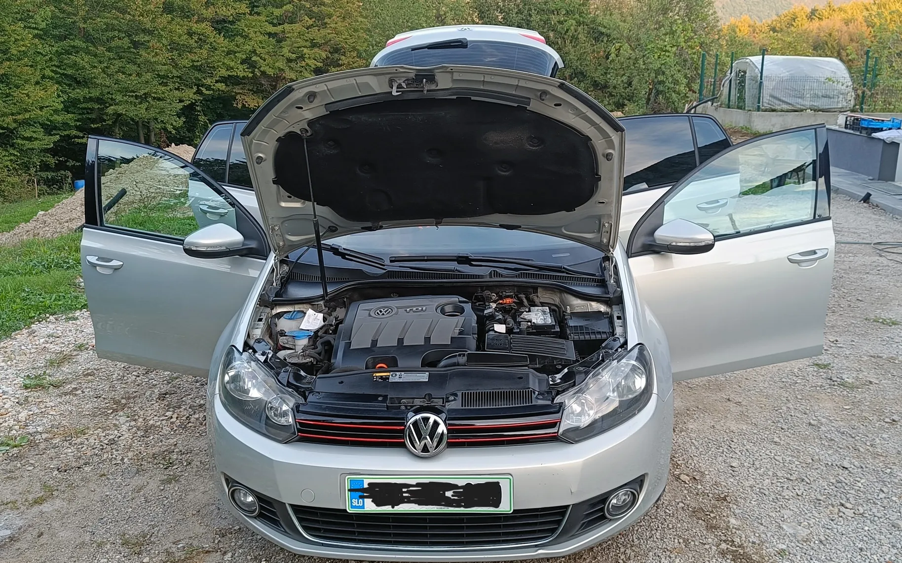 Motor in tehnologija - Volkswagen Golf - Comfortline 1,6 TDI - 40