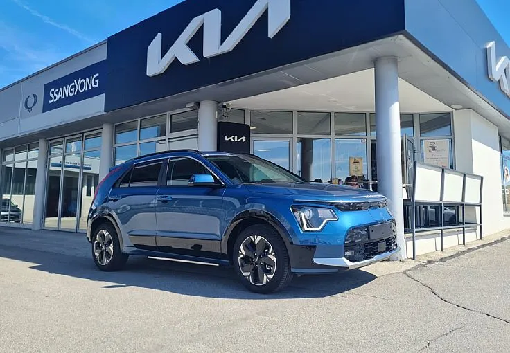 Zunanja slika - KIA Niro - LIMITED EDITION  64.8 kWh - 1