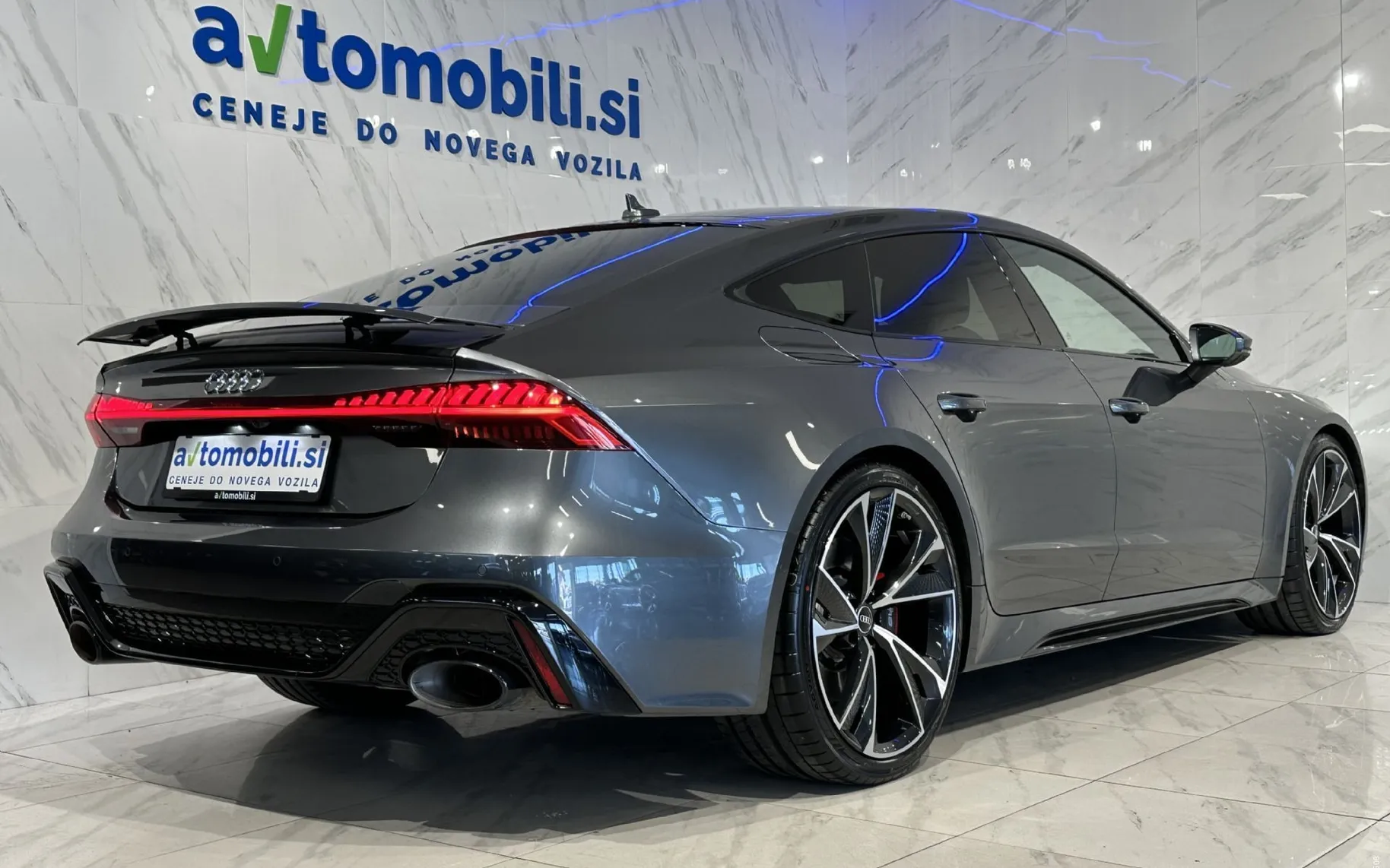 Zunanja slika - Audi RS7 - 4.0 TFSI |SoftC|NightV|HUD|Masaža|Hlajenje|ACC| - 5