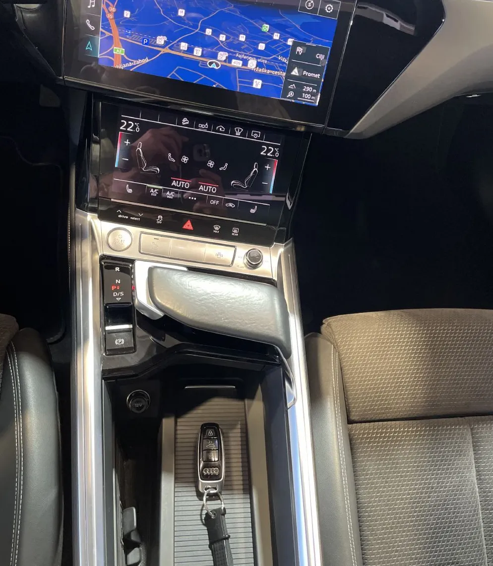 Zunanja slika - Audi e-tron - Sportback 55 quattro S line - 12