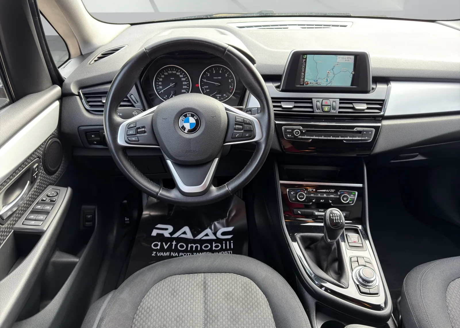 Zunanja slika - BMW Serija 2 - 218i - 8