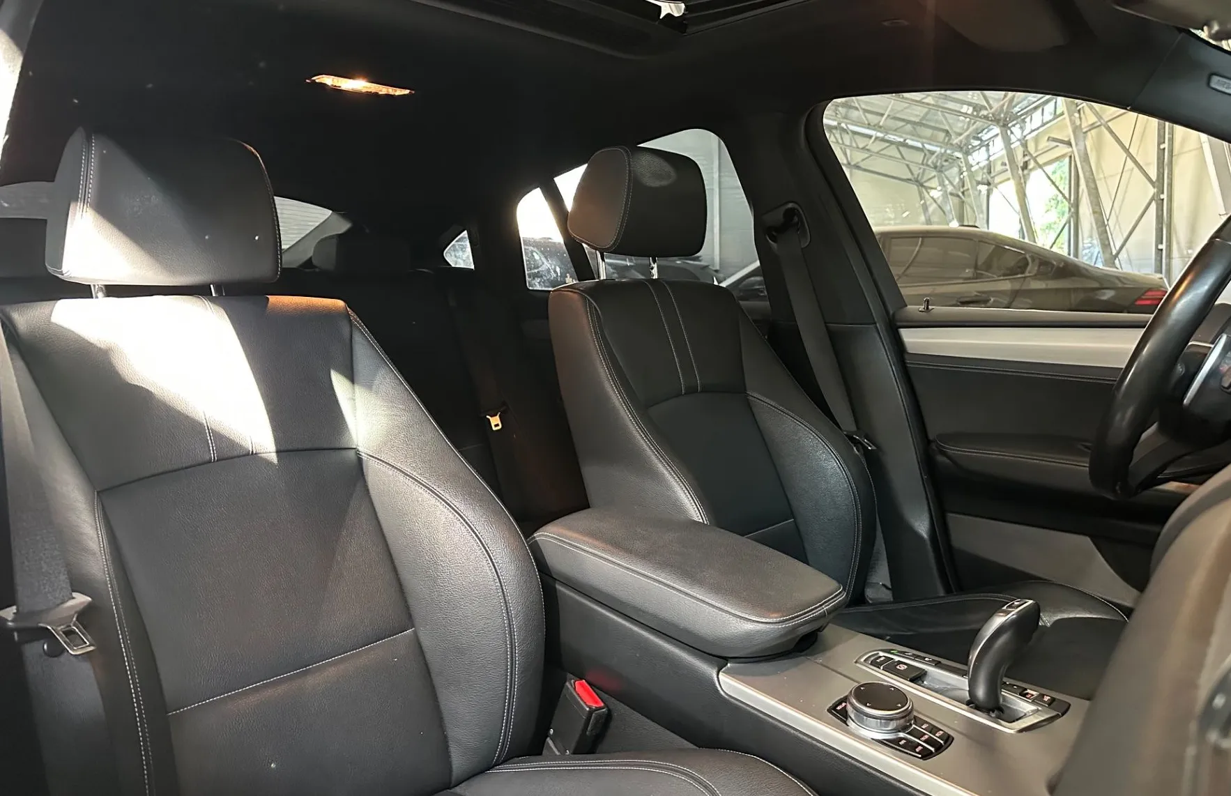 Zunanja slika - BMW X4 - serija : xDrive 20d M Sport Avt.-HUD-USNJE-KAMERA-VK-19COL - 11