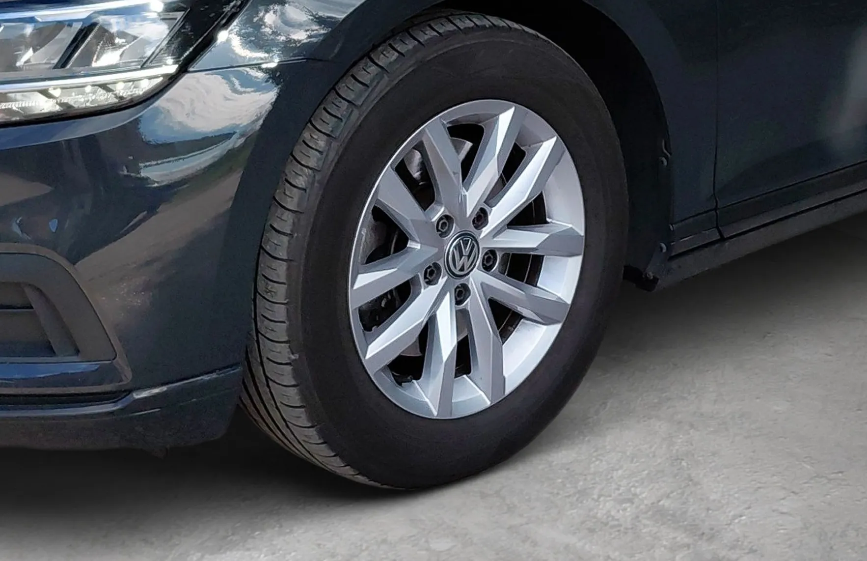 Zunanja slika - VW Passat - Variant 2.0 TDI  Business DSG Kamera - LED - Navi - 6