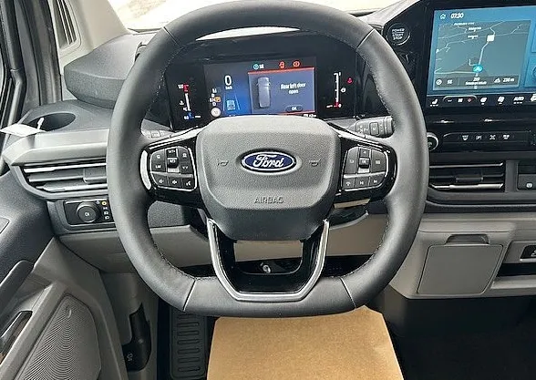 Zunanja slika - Ford Tourneo - Custom TITANIUM X 2.0 TDCi 170KM A8 L2H1 DOBAVA  FEBRUAR - 8