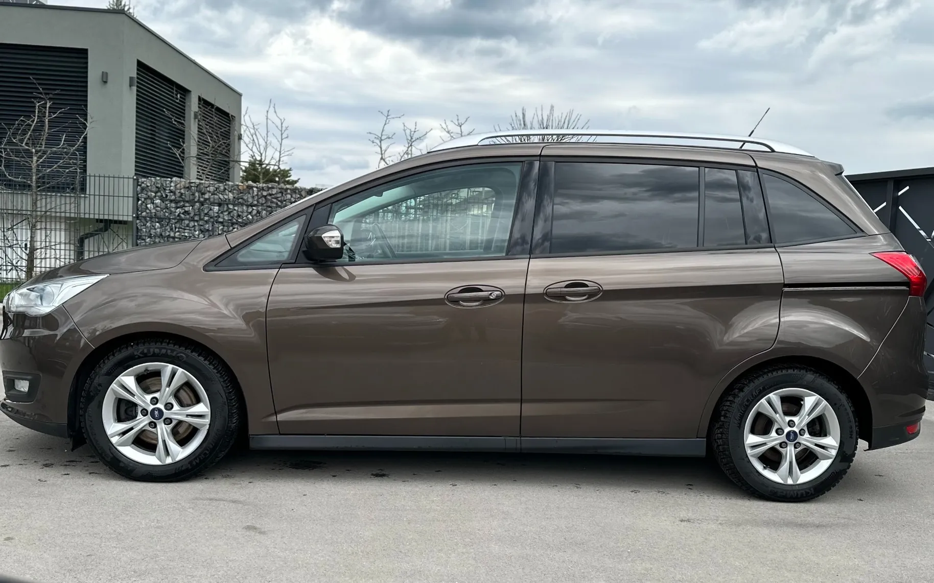 Zunanja slika - Ford C-MAX - Grand  1,5 TDCi Style - 2