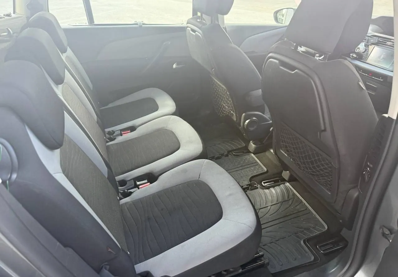 Notranja slika - Citroën C4 Grand Picasso - 1.6 HDI Avt. 7-SEDEZEV NA KREDIT BREZ POLOGA... - 9