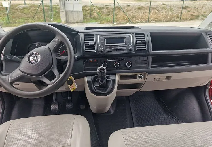 Zunanja slika - Volkswagen Transporter - T6 Kombi  8+1  2.0 TDI KMR 9 SEDEŽEV CARAVELLE - 9