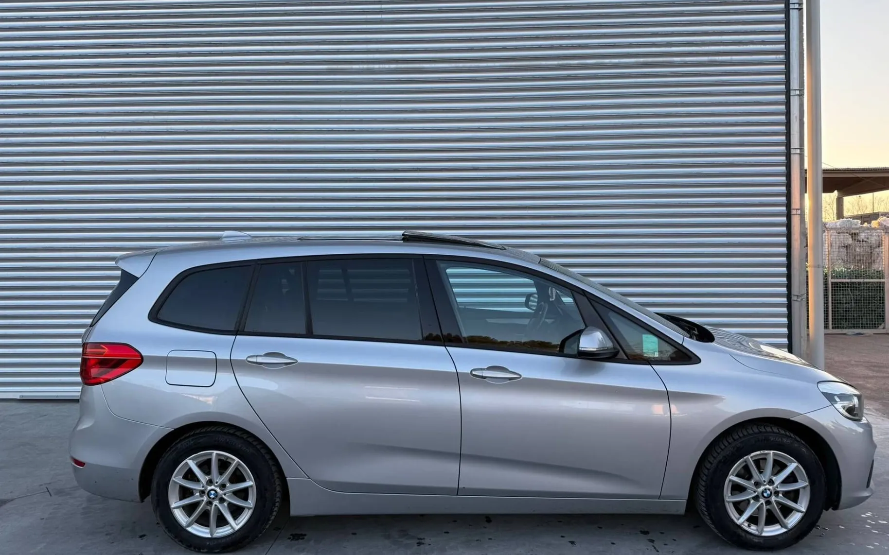 Zunanja slika - BMW serija 2 Gran Tourer: - 216d ... - 6