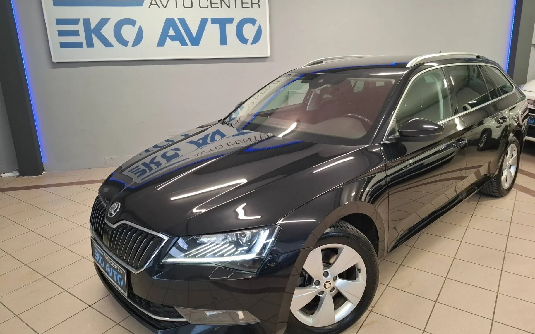 Zunanja slika - Škoda Superb - 2.0 TDI 4x4 Sportline Combi DSG 190KM-KAMERA-LED- - 1