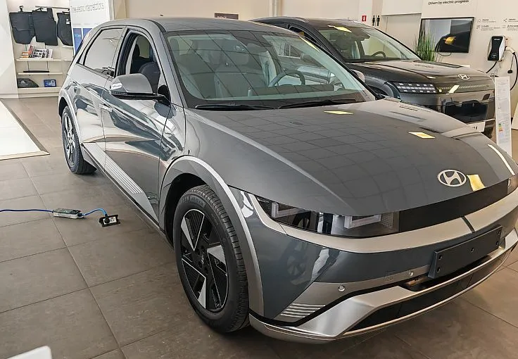 Zunanja slika - Hyundai Ioniq 5 - 168 kW FL PREMIUM   84 kWh   topl.črpalka. el. klj - 1