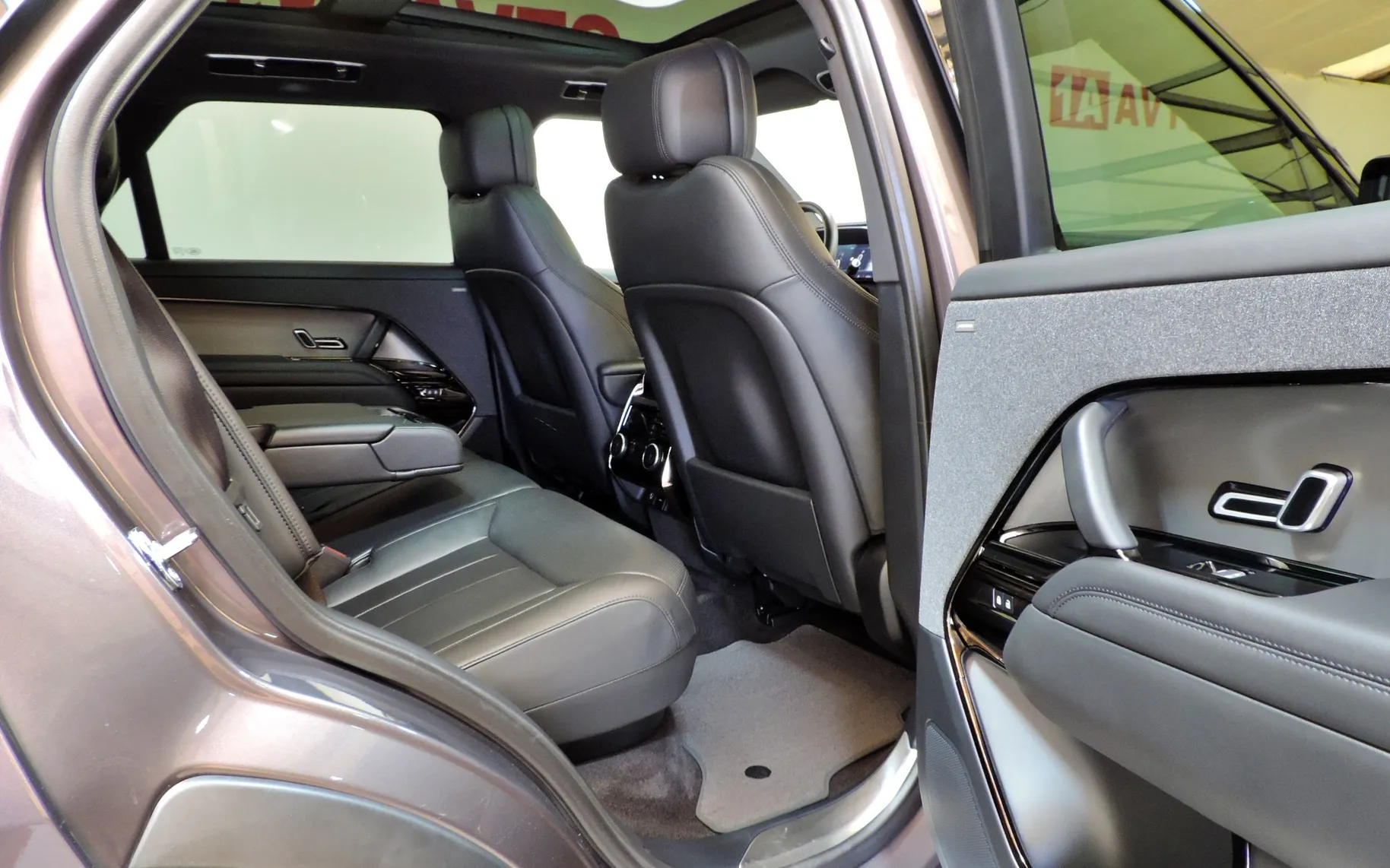 Zunanja slika - Land Rover Land Rover - 3.0 D300 MHEV Dynamic SE Avt. - 12