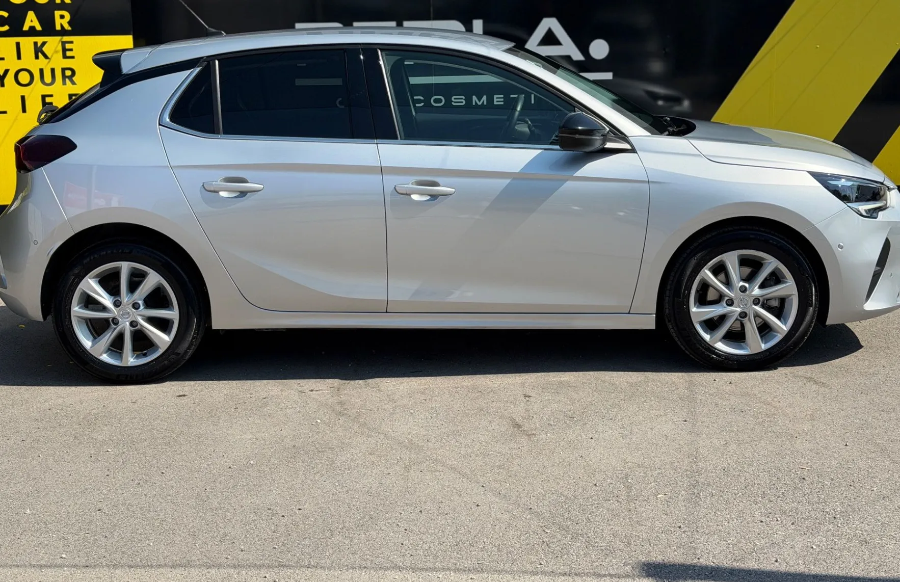 Zunanja slika - Opel Corsa - 1.2 Turbo GS-LE 39.000KM-6 PRESTAV-KOT NOV- - 4