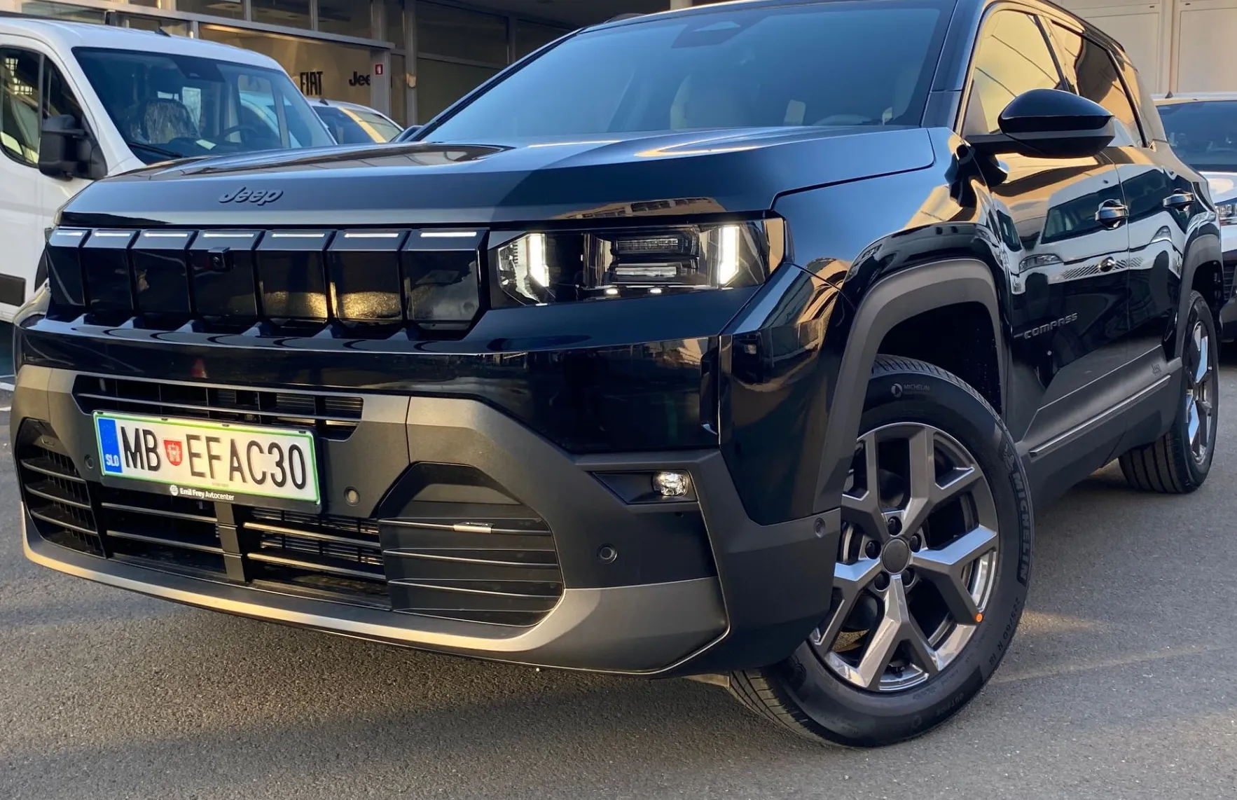 Zunanja slika - Jeep Compass - 1.2 e-Hybrid DCT6 145 First Edition - 1
