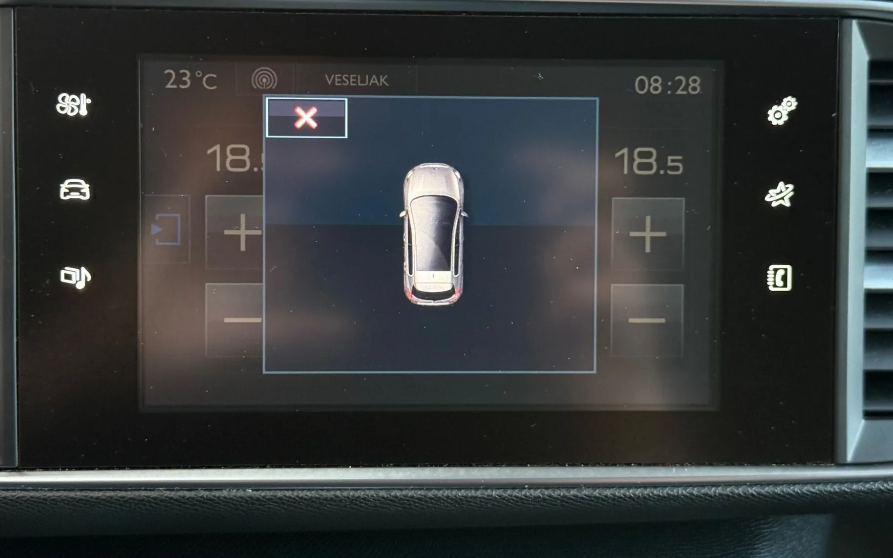 Notranja slika - Peugeot 308 - 1.6-106.000km-KLIMA-BREZ POLOGA KREDIT-ODLIČEN- - 11