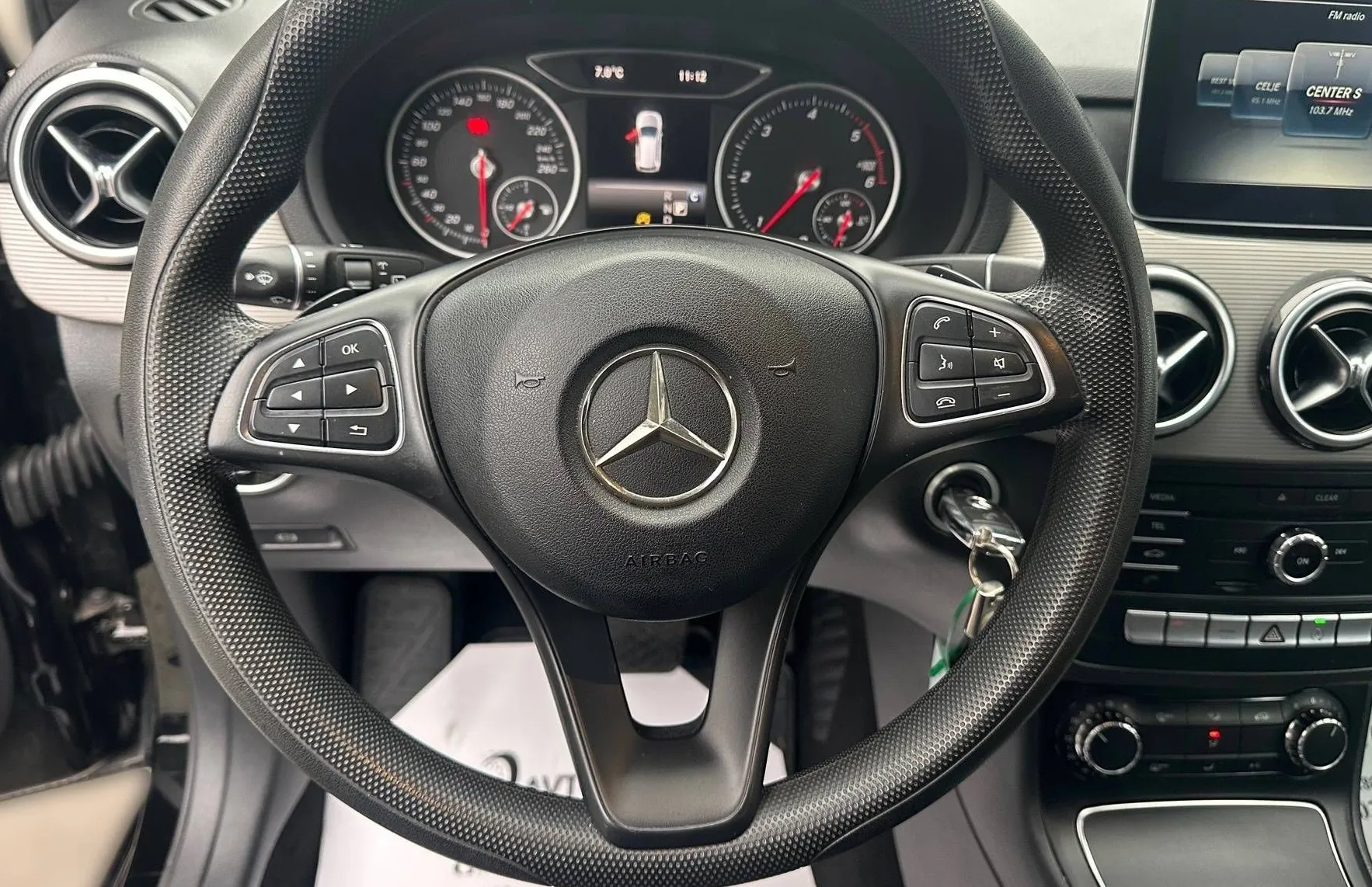 Zunanja slika - Mercedes-Benz B-Razred - B180d NAVI TEMP KAM KLJUKA PDC MOŽNOST BREZ POLO.. - 15