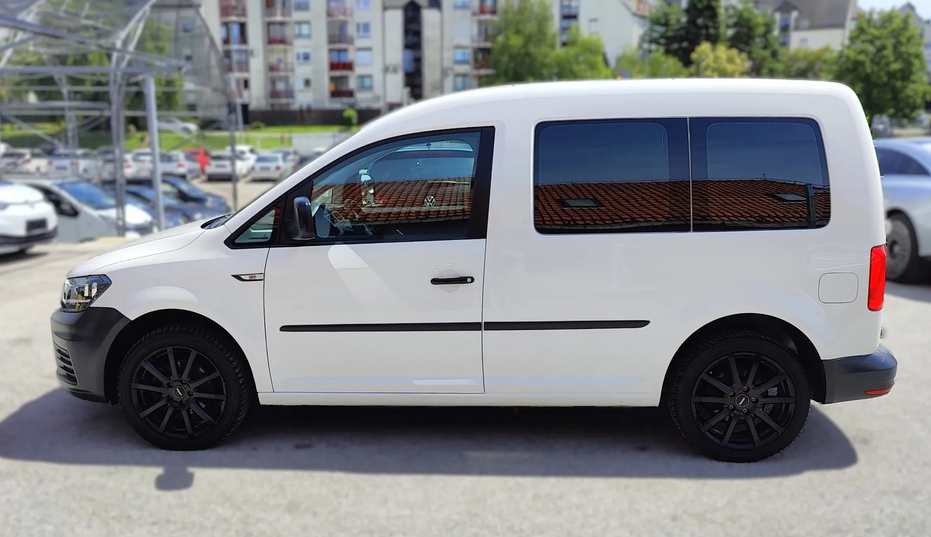 Zunanja slika - VW Caddy - 2.0 TDI DSG 75kW N1 tovorno DDV PDC USNJE BT - 2